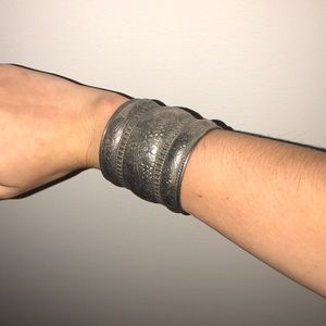 bracelet cuff
